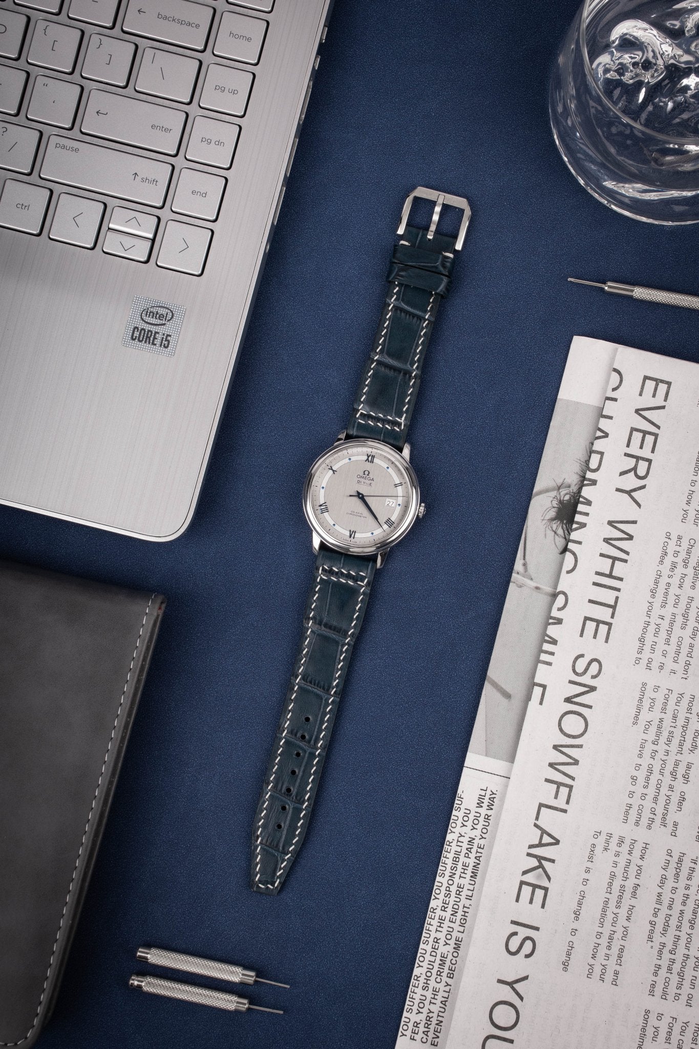 Handmade dark blue frosted calfskin bamboo-joint watch strap, compatible with Omega Seamaster, Rolex Datejust & Breitling Navitimer. 2.5mm tapered thickness fits OEM buckles, matte bamboo texture for business & sport style versatility.