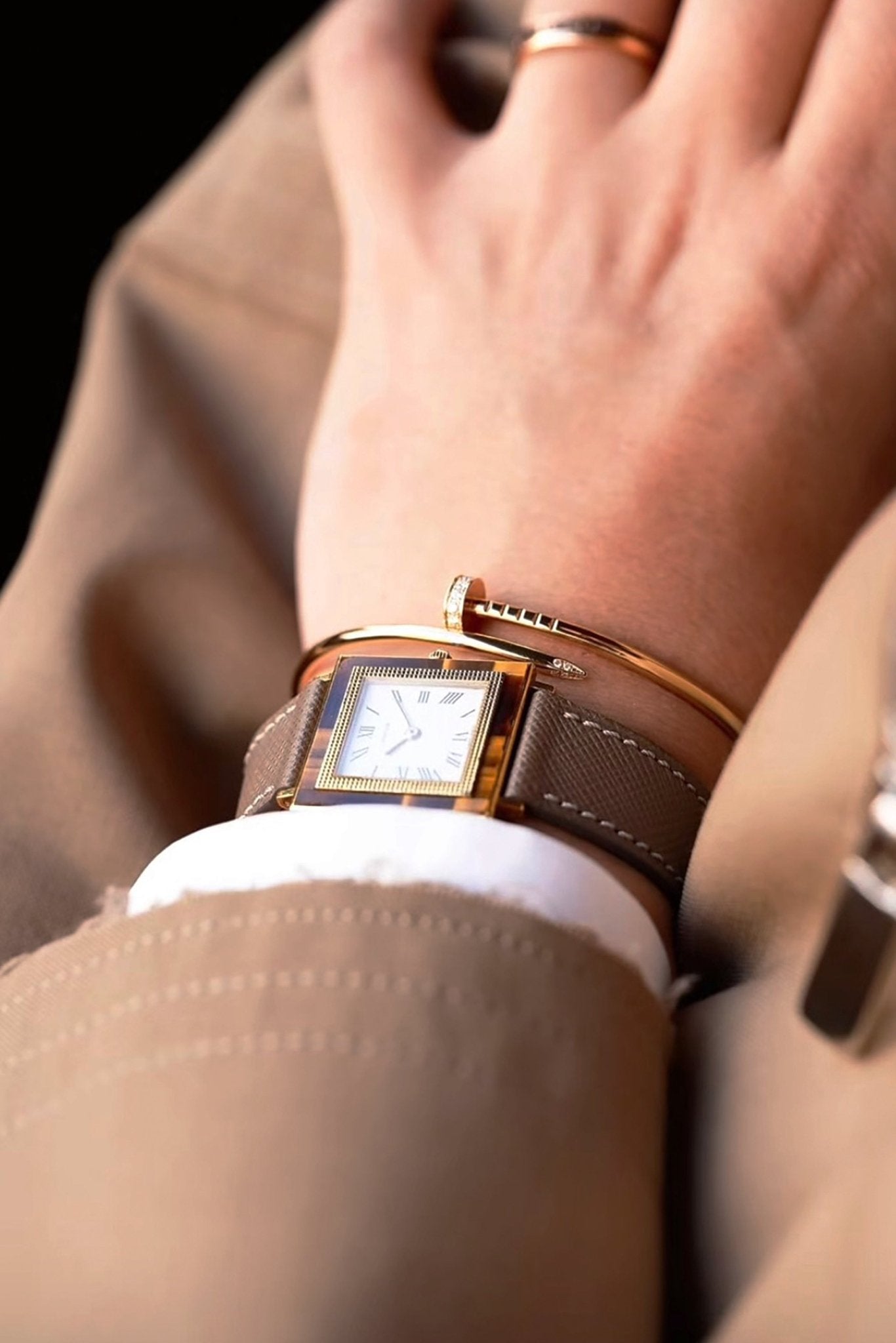 Cartier Tank｜ Beige Gray Saffiano Leather Watch Strap